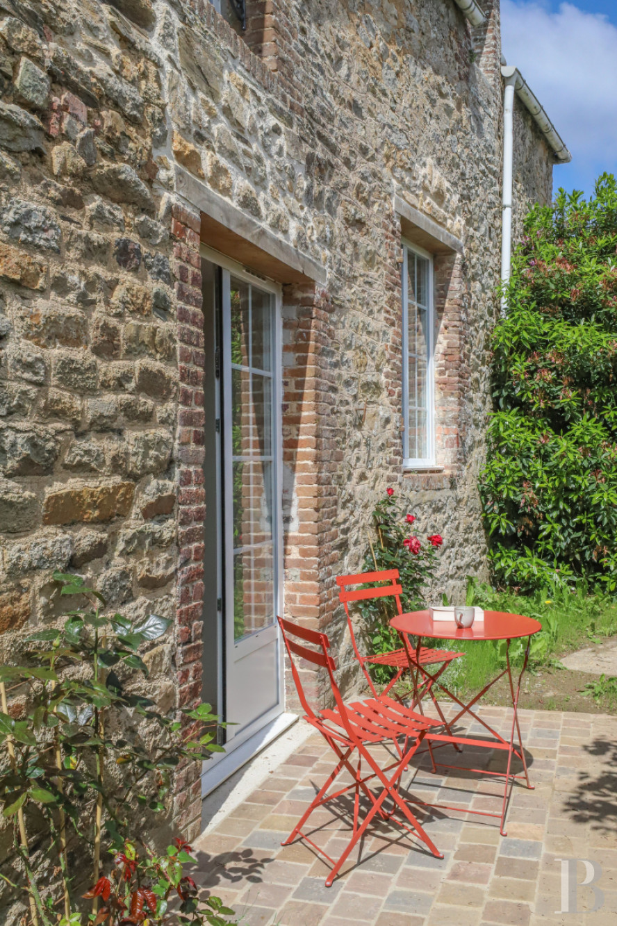 Au Vast, dans le Cotentin, une ancienne porterie entièrement rénovée - photo  n°8